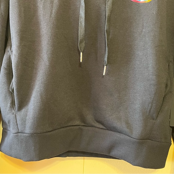 NWT Bebe pullover with two front pockets - Picture 10 of 10